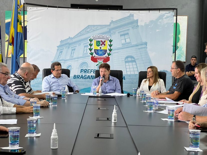 A Imprensa De Bragança Prefeitura Lança 2ª Fase Do Programa Estrada Legal E Mais De 30 Vias 0296